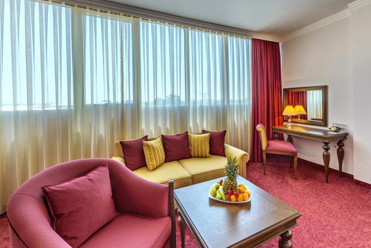 Hotel Chiirite 플로브디프 외부 사진